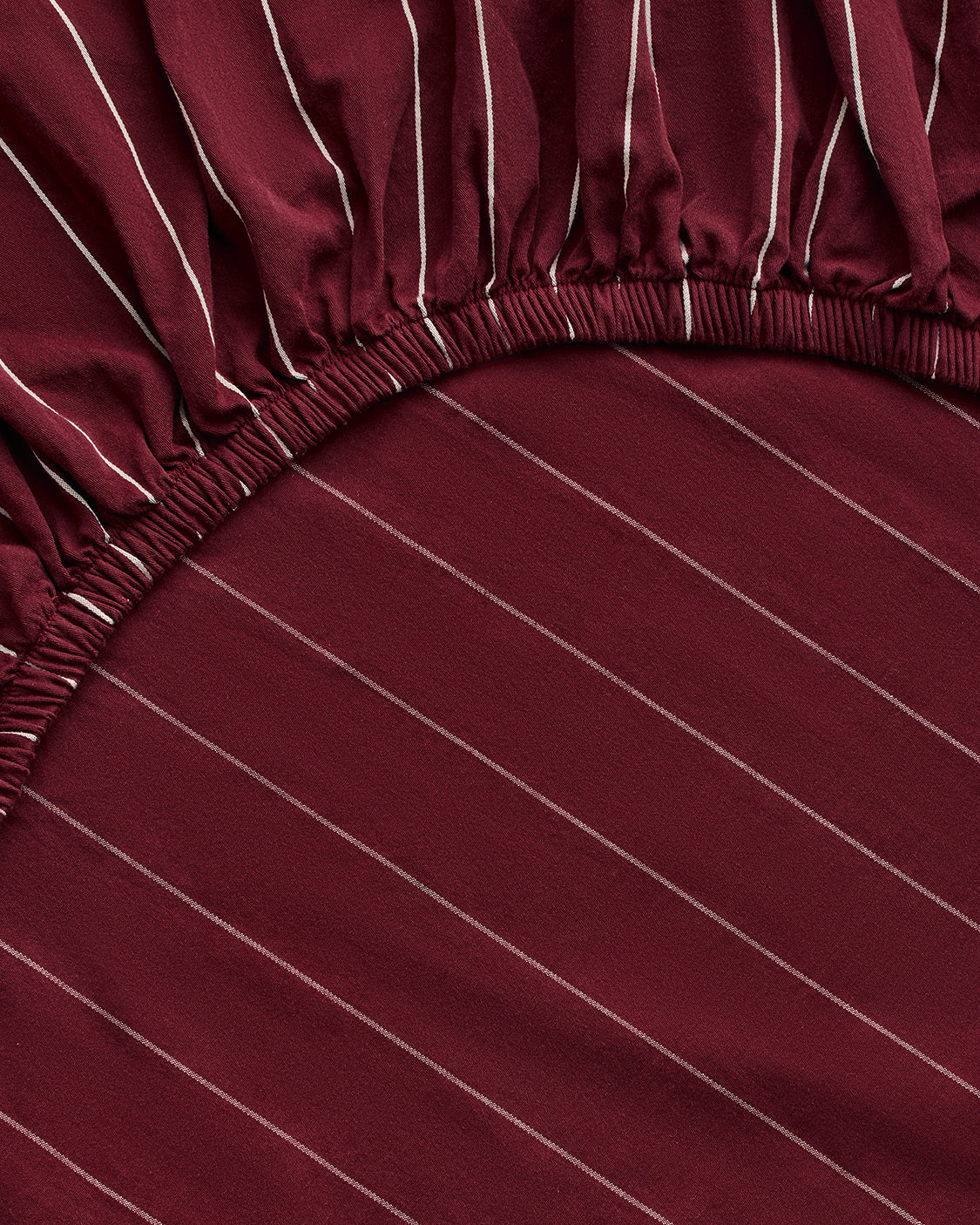 Fitted Sheet - Wine (King)