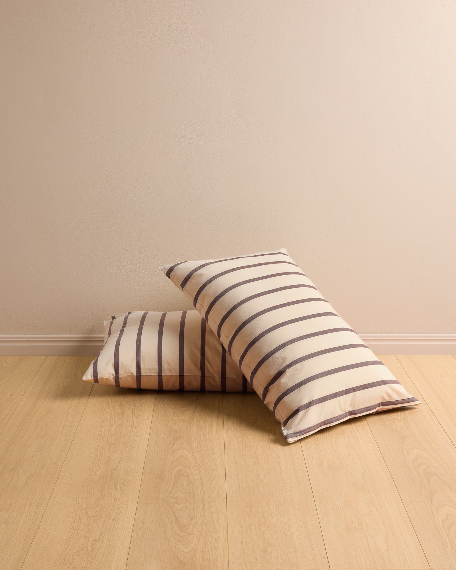 Pillowcase Pair - Raisin