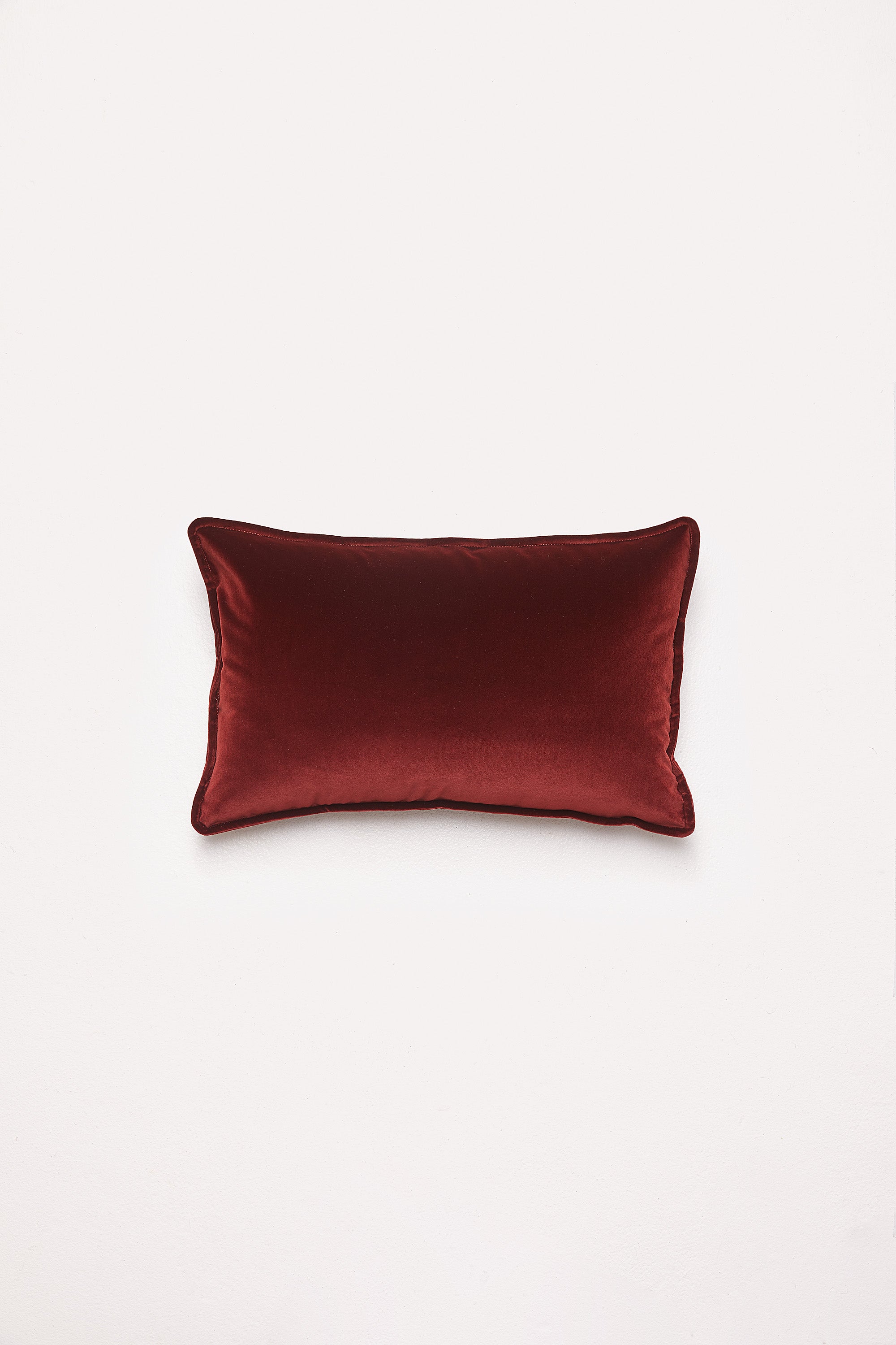 Lumbar Velvet - Cognac Cushion