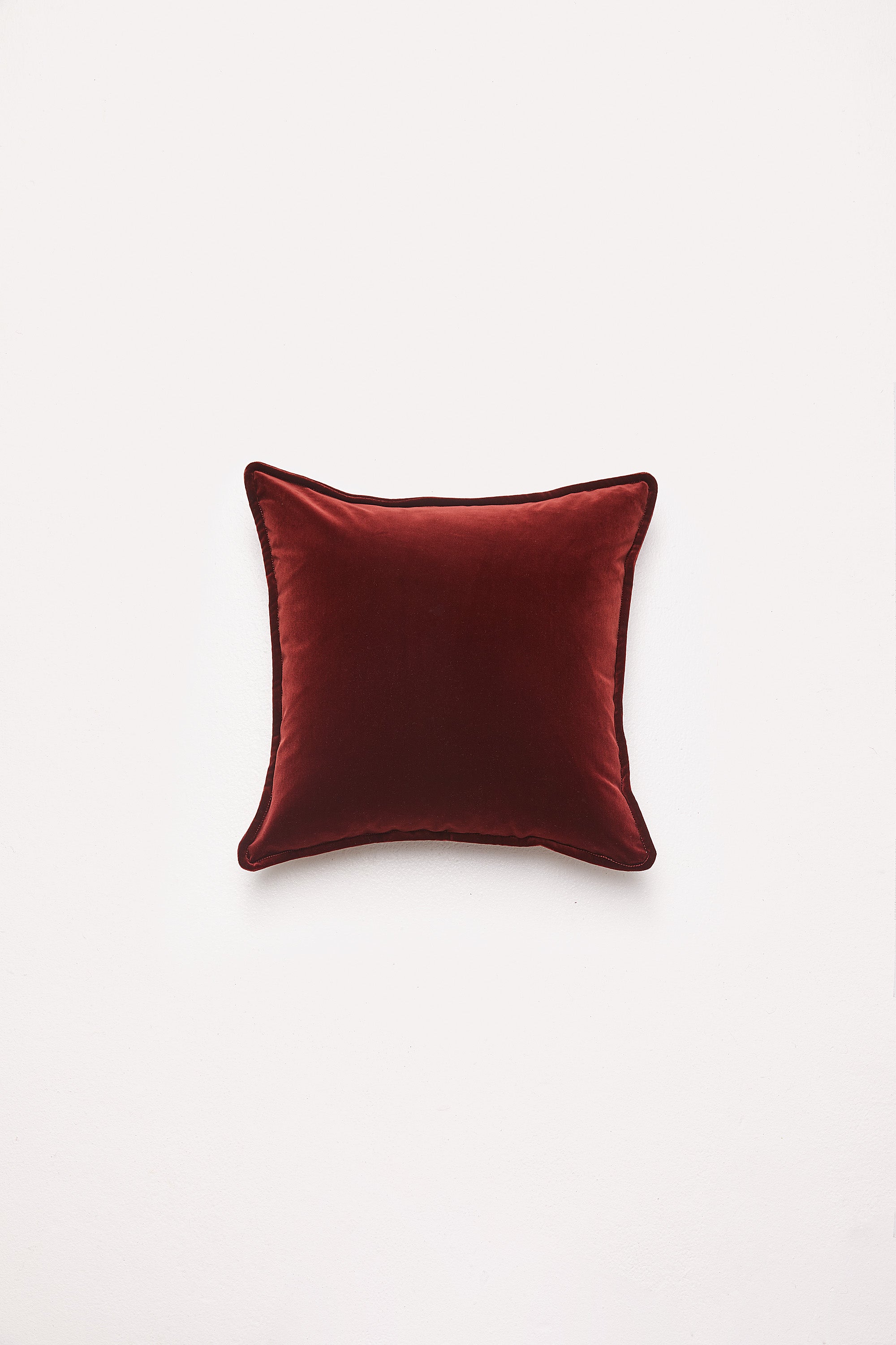Essential Velvet - Cognac Cushion